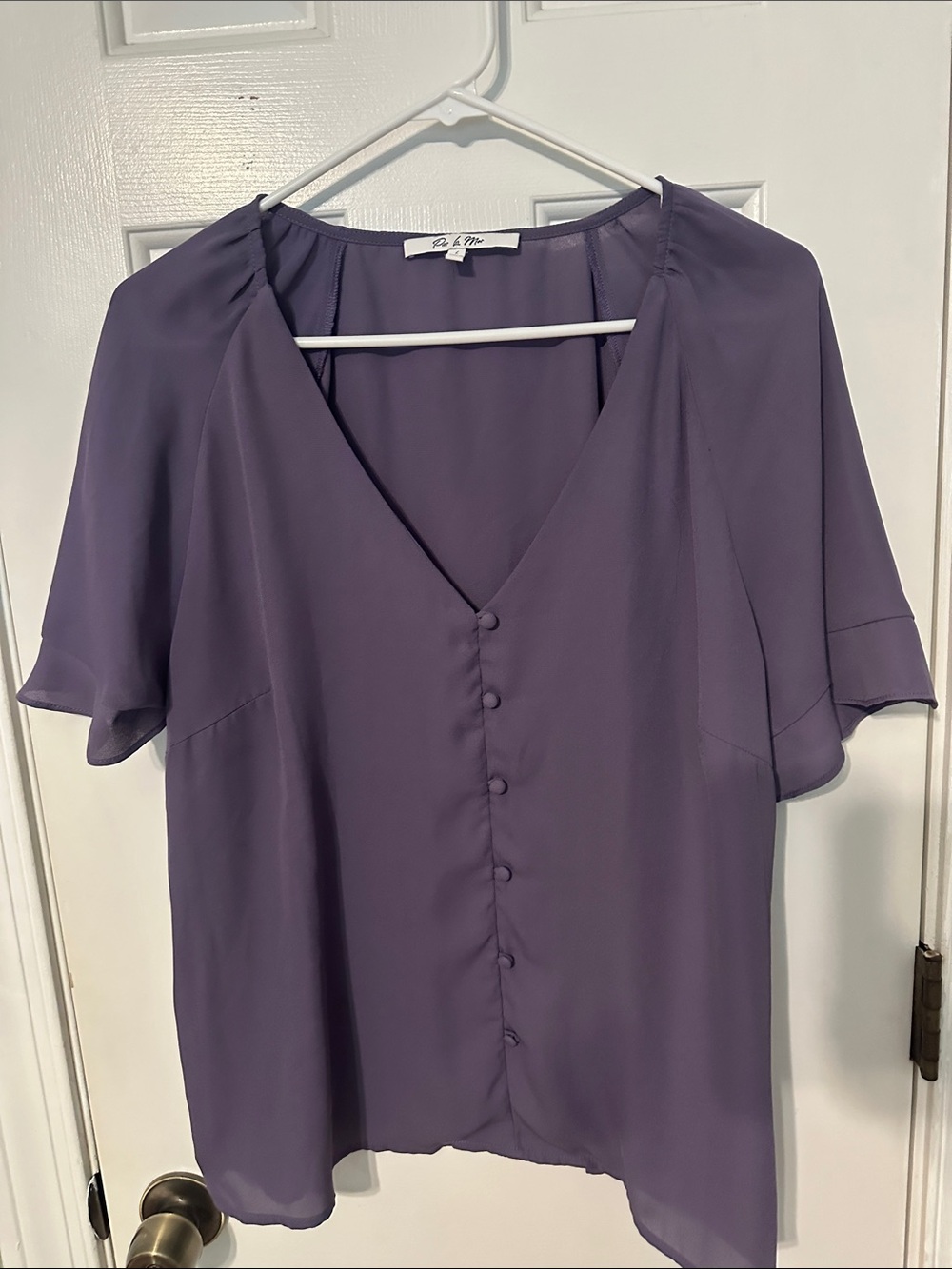 La Mer Purple V-Neck Button-Front Blouse